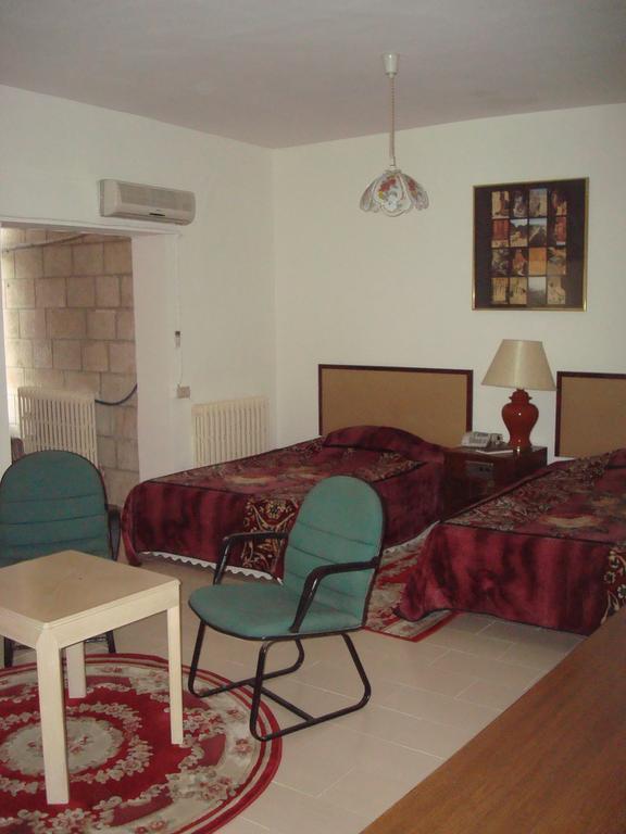 Dove Hotel Amman Rum bild
